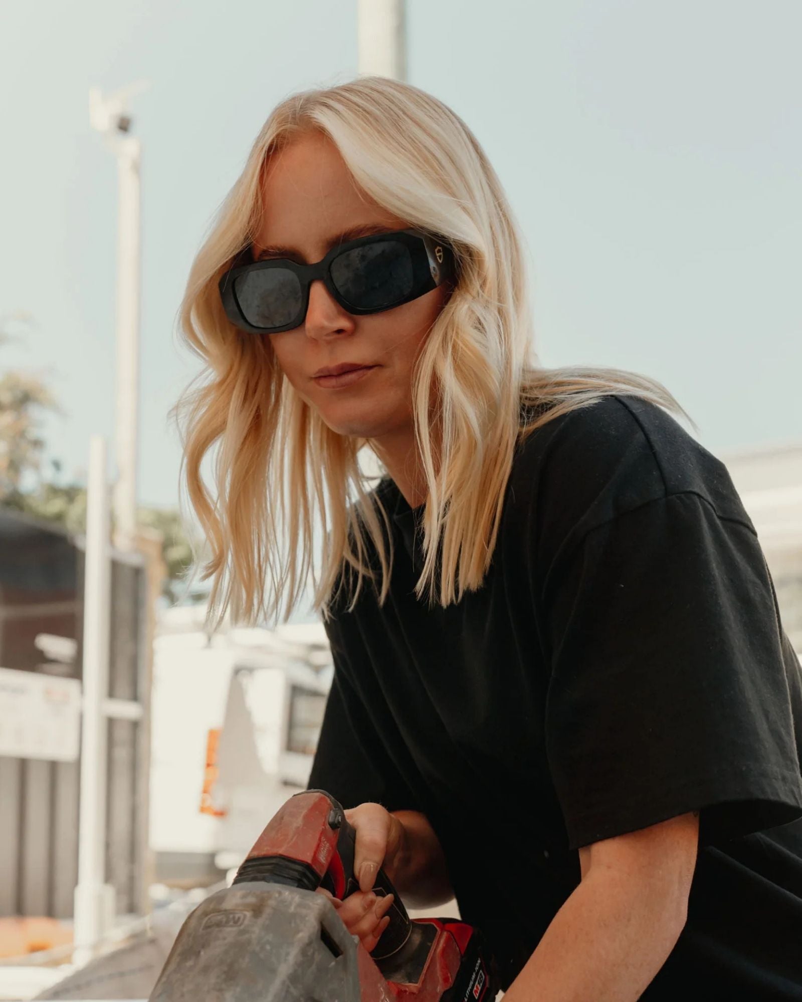 Safestyle Auras Black Frame, Grey Polarised Lens SPAU1-0000