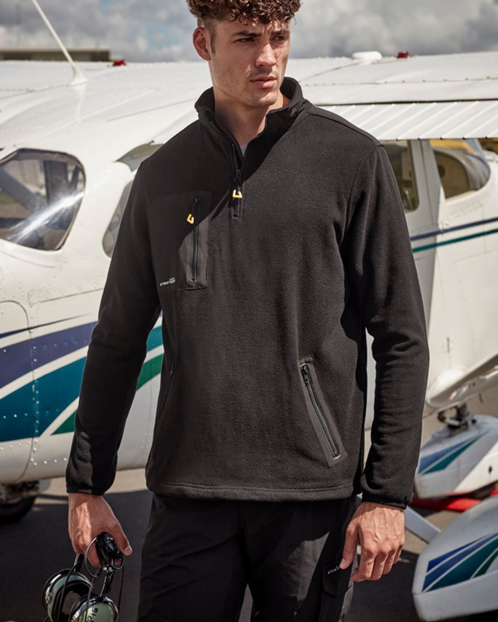Syzmik Unisex Streetworx Lightweight 1/4 Zip Polar Fleece ZT210 